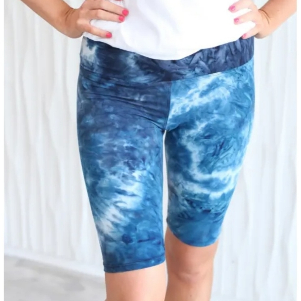 💙 High Waisted Blue Tie Dye Biker Shorts 💙 - Picture 2 of 15
